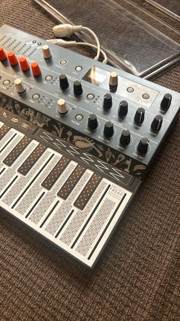 Arturia MicroFreak met Decksaver, Muziek en Instrumenten, Synthesizers, Zo goed als nieuw, Overige aantallen, Overige merken, Ophalen