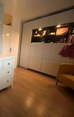 Besta wandmeubel (180 breed, 195 of 235 hoog), Ophalen, 150 tot 200 cm, 25 tot 50 cm, Glas