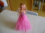 barbie met avondjurk met glitter tule laag dfao1in hoofd, Kinderen en Baby's, Speelgoed | Poppen, Ophalen of Verzenden, Zo goed als nieuw