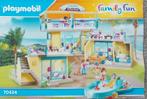 Compleet playmobil 70343 set 3 strandhuisjes, Kinderen en Baby's, Speelgoed | Playmobil, Ophalen of Verzenden, Zo goed als nieuw