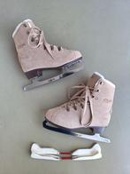 Reebok RBK Fashion kunstschaatsen gewatteerd maat WS9 ca. 42, Overige merken, Ophalen of Verzenden, Zo goed als nieuw, Kunstschaatsen