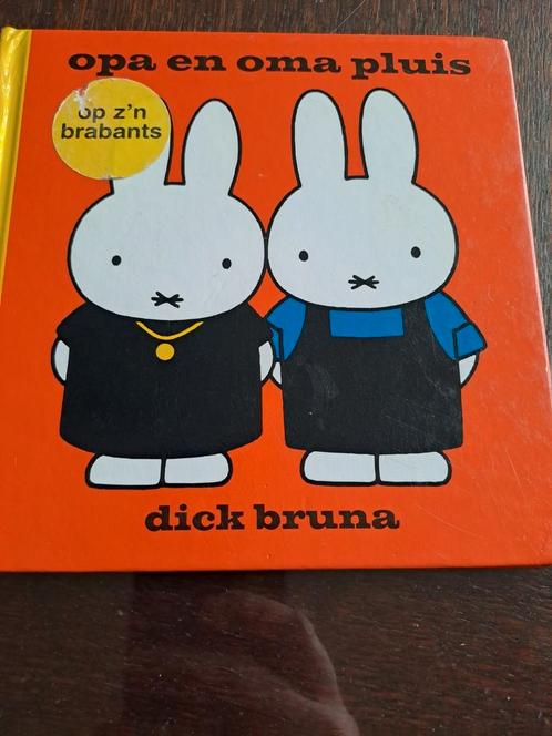 Dick Bruna - opa en oma pluis op z'n Brabants, Boeken, Kinderboeken | Jeugd | onder 10 jaar, Zo goed als nieuw, Ophalen of Verzenden
