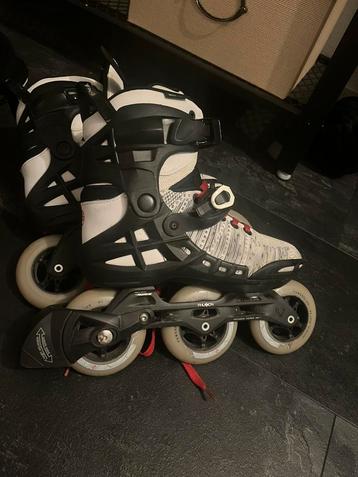 Snelle Inline skates maat 41- 3 wielen beschikbaar voor biedingen