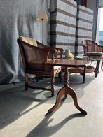 Antiek houten bijzettafel met gedraaide poot, Antiek en Kunst, Ophalen of Verzenden