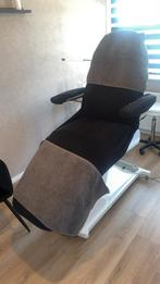 Schoonheidsspecialiste toebehoren/ behandel stoel/ tabouret, Huidbehandeling