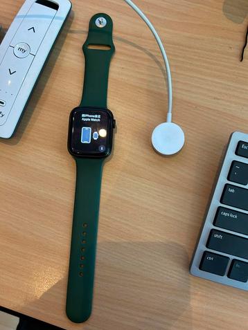 Apple Watch 7 45mm beschikbaar voor biedingen
