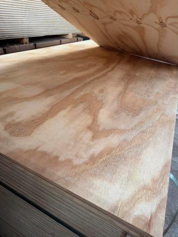 Radiata Pine 18mm B/C underlayment, Partij op=op beschikbaar voor biedingen