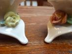 2 verfijnde porseleinen kandelaartjes, Capodimonte Italy, Antiek en Kunst, Antiek | Kandelaars, Ophalen of Verzenden, Keramiek of Aardewerk