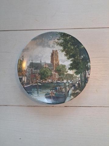 Porseleinen Bord Mosa - Dordrechtse Havenkwartier beschikbaar voor biedingen