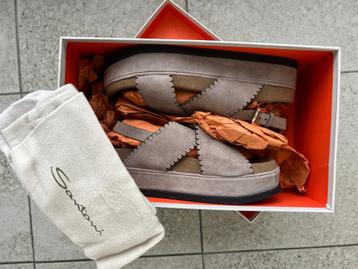 Santoni suède sandalen, maat 39 beschikbaar voor biedingen