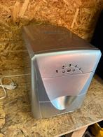 Ijsblokken machine, Ophalen, Zo goed als nieuw