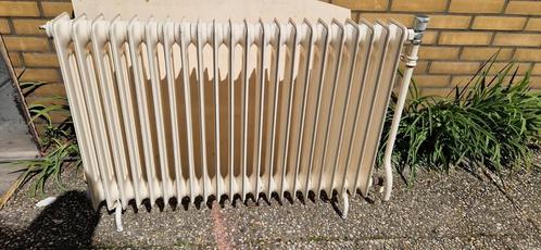 Radiator, wit, Doe-het-zelf en Verbouw, Verwarming en Radiatoren, Gebruikt, Radiator, 800 watt of meer, 30 tot 80 cm, 60 tot 150 cm