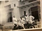 Fotoalbum uit Nederlands Indië  Soerabaja 1920 /1930, Verzamelen, Foto's en Prenten, Gebruikt, Foto, Voor 1940, Buitenland