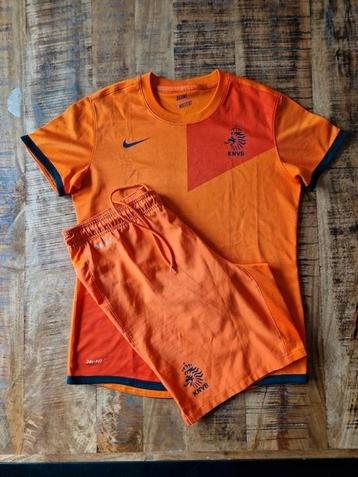 Nederlands elftal tenue2012 -  Oranje shirt  short dames M  beschikbaar voor biedingen