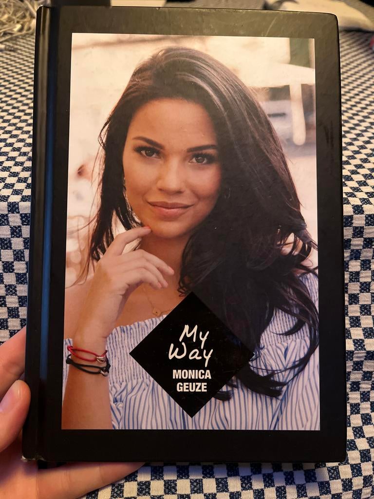 My Way - Monica Geuze Biografie, Boeken, Ophalen, Zo goed als nieuw, Film, Tv en Media