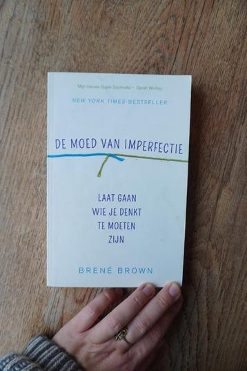 De Moed van Imperfectie - Brene Brown beschikbaar voor biedingen