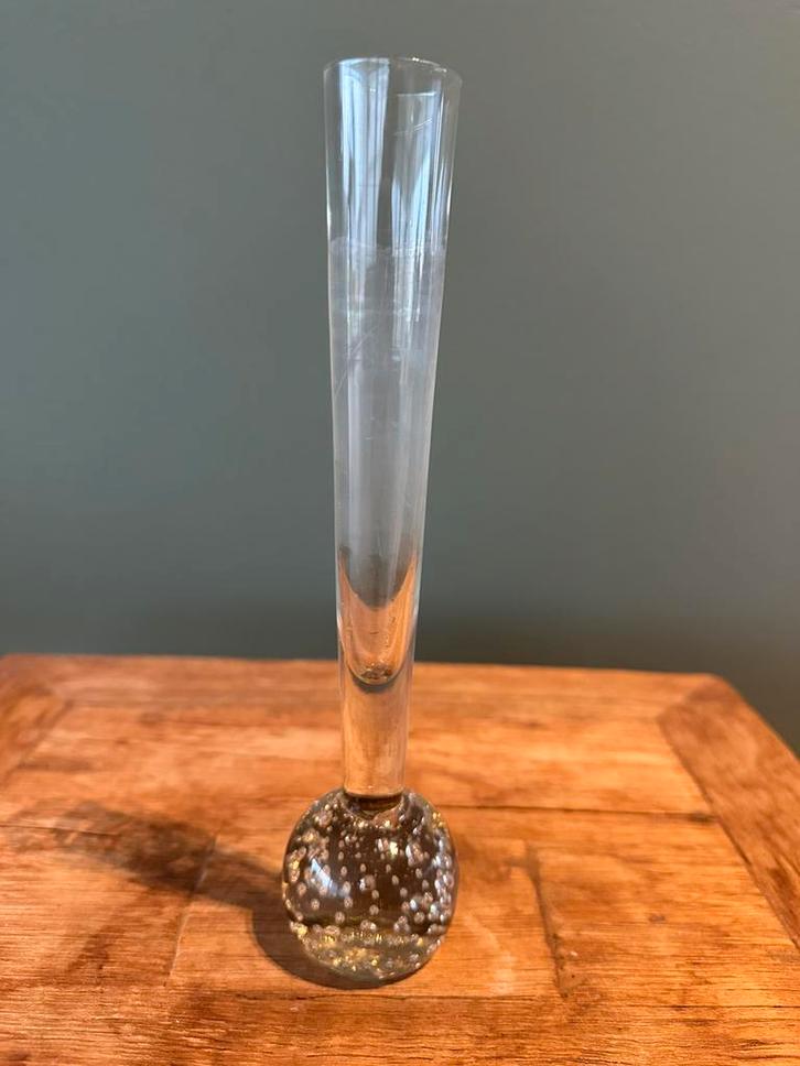 Vintage Spijkerbol Vaasje Solifleur, Antiek en Kunst, Antiek | Glas en Kristal, Ophalen of Verzenden