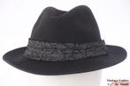 Vintage Gleufhoed Vera Lepre donker grijs vilt 56, Kleding | Heren, Hoeden en Petten, Hoed, Ophalen of Verzenden, 57 cm (M, 7⅛ inch) of minder