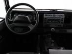 Land Rover Defender 2.5 TD5 110 SW G4 7-PERS YOUNGTIMER OPKN, Stof, Gebruikt, 2495 cc, SUV of Terreinwagen