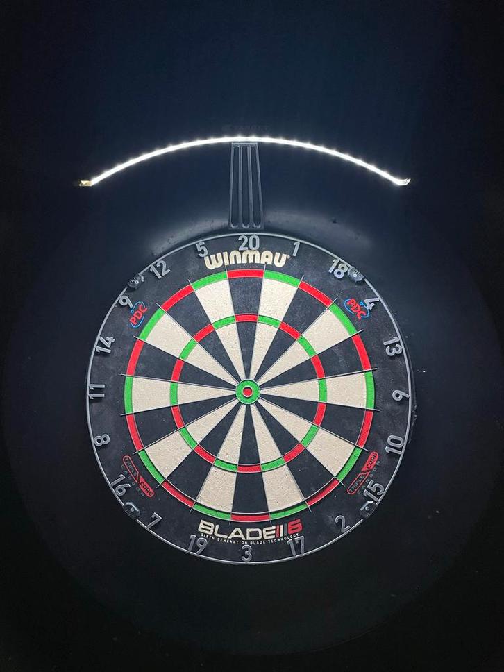 Winmau Blade 6 Triple Core Dartbord, Sport en Fitness, Darts, Nieuw, Dartbord, Ophalen