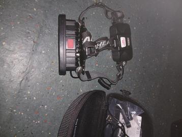Zeer felle hoofdlamp met 4 standen. beschikbaar voor biedingen