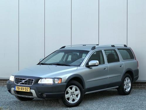 Volvo XC70 2.5T AUT Momentum Leer / Navi / Cruise control /, Auto's, Volvo, Bedrijf, Te koop, XC70, 4x4, ABS, Airbags, Airconditioning
