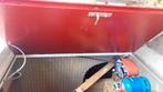 BIEDEN: 2 garagedeuren, 1.11 breed x 2.10 hoog., Ophalen, Gebruikt