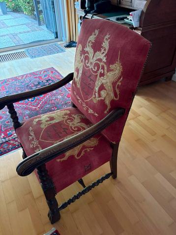 Fauteuil beschikbaar voor biedingen