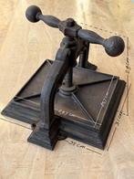 Antieke gietijzeren degelpers, Antiek en Kunst, Ophalen