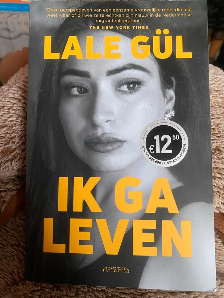 Lale Gul Ik ga leven, Boeken, Biografieën, Zo goed als nieuw, Religie, Ophalen of Verzenden