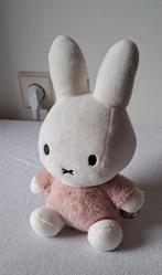 Roze nijntje knuffel 25 cm als nieuw, Ophalen of Verzenden, Zo goed als nieuw, Konijn