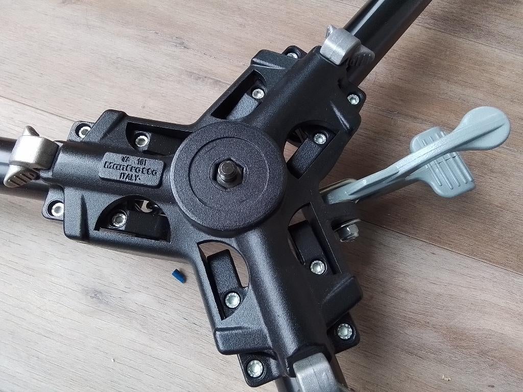 Manfrotto automatic dolly 181B, Ophalen, Nieuw, Minder dan 150 cm, Overige typen
