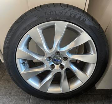 VOLVO velgen banden  “MAGNI” 8 x 18” -  4x - Plug in hybrid beschikbaar voor biedingen