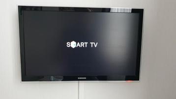 Samsung 22 inch Full HD Led Smart TV (UE22H5600) beschikbaar voor biedingen