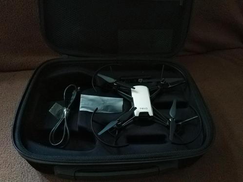 Tello drone incl. Mooie draagkoffer accu en accesoires., Audio, Tv en Foto, Drones, Ophalen of Verzenden