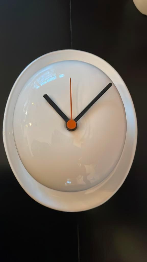 1980s bolhoed klok porselein, Antiek en Kunst, Kunst | Designobjecten, Ophalen of Verzenden