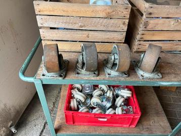 SKF zwenkwielen, circa 17cm hoog, 4 stuks beschikbaar voor biedingen