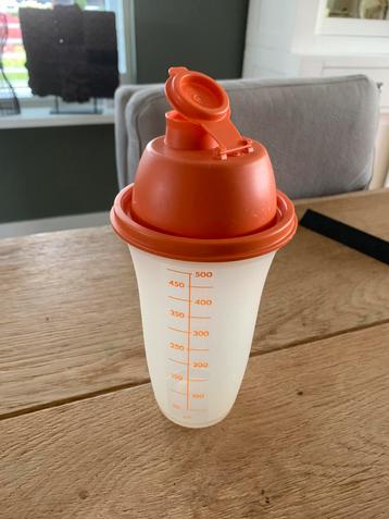 Tupperware sgajer heel netjes oranje beschikbaar voor biedingen
