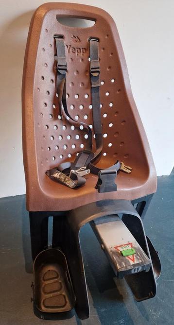 YEPP achterzitje, goede staat met adapter zadelbuis! beschikbaar voor biedingen