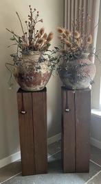 2 Meerpalen/zuilen met oude potten incl. decoratie, Huis en Inrichting, Ophalen, Zo goed als nieuw