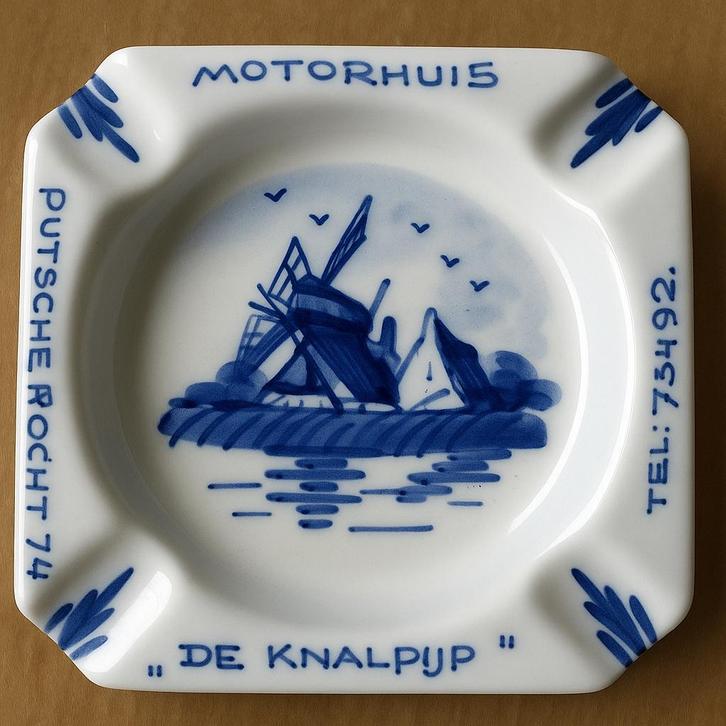 GEZOCHT: Delfts Blauw Asbak - de knalpijp, Antiek en Kunst, Antiek | Keramiek en Aardewerk, Ophalen