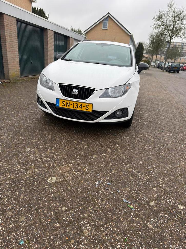Seat Ibiza 1.4 63KW ST, Auto's, Seat, Bedrijf, Ibiza, Benzine, C, Stationwagon, Handgeschakeld, Geïmporteerd, Wit, Zwart, Voorwielaandrijving