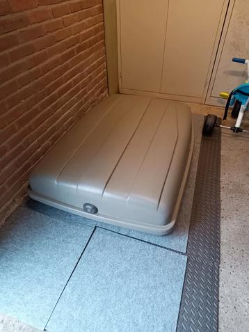 Dakkoffer universeel  beschikbaar voor biedingen