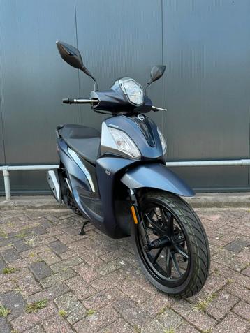 Sym symphony ST 125cc motor scooter a1 beschikbaar voor biedingen