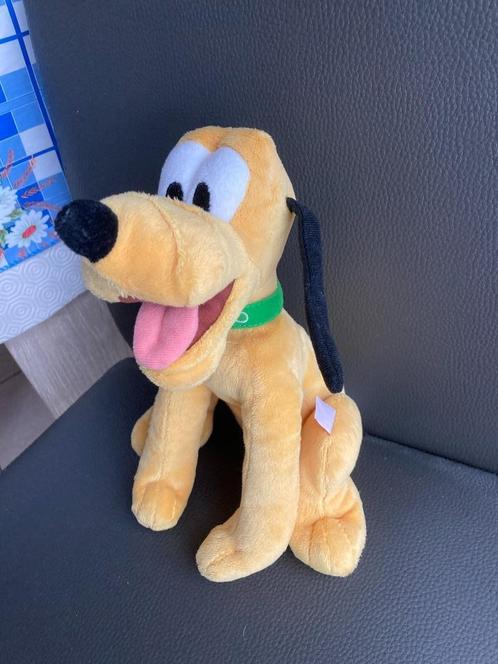 Pluto ( disney ) knuffel, Verzamelen, Disney, Knuffel, Goofy of Pluto, Ophalen of Verzenden