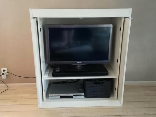 TV kast met schuifdeuren wit, Huis en Inrichting, Kasten | Televisiemeubels, Zo goed als nieuw, 100 tot 150 cm, 100 tot 150 cm