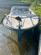 Polyester boot met 9.9 pk Yamaha met trailer, Watersport en Boten, Motorboten en Motorjachten, Ophalen, 10 tot 30 pk, Gebruikt