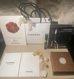Luxe Chanel nr5 charm en camelia sleutelhanger,mascara nr 10, Verzamelen, Ophalen of Verzenden, Nieuw, Miniatuur, Gevuld