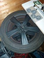 Winterbanden Hyundai Tucson   Hankook Evo2 suv, op velgen, Auto-onderdelen, Banden en Velgen, Ophalen, 18 inch, Gebruikt, Winterbanden