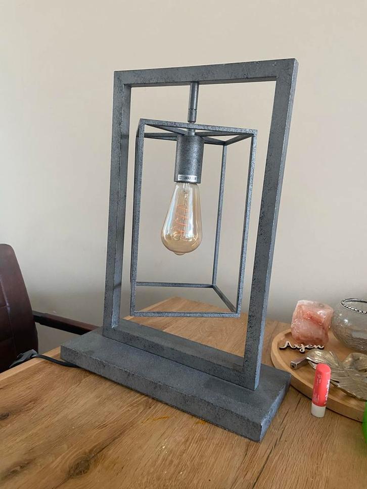Industriële Lamp - Stijlvol Design, Huis en Inrichting, Lampen | Tafellampen, Gebruikt, Minder dan 50 cm, Metaal, Ophalen